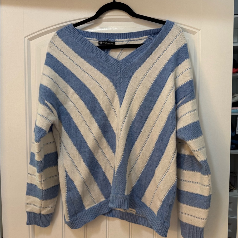Croft & Barrow V-Neck Sweater in Blue and Cream Stripes